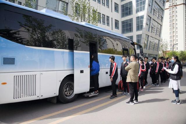 去醫(yī)院體檢已過時(shí)，移動(dòng)醫(yī)療車讓體檢更便捷