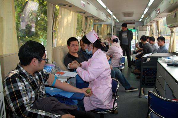 競(jìng)爭(zhēng)惡劣，獻(xiàn)血車價(jià)格也不能成為搶奪市場(chǎng)的主要因素